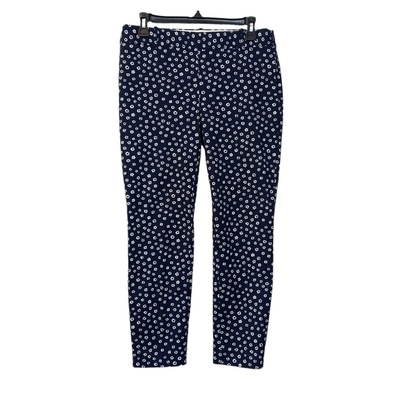J. Crew blue & white floral flat front side zip crop pants size 8 - Picture 8 of 9